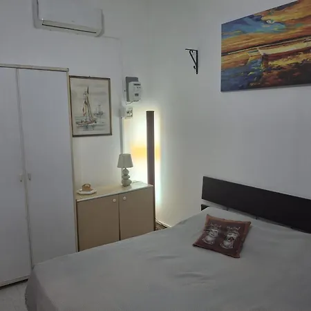 Casa Sul Mare Scandurra Tatil Evi